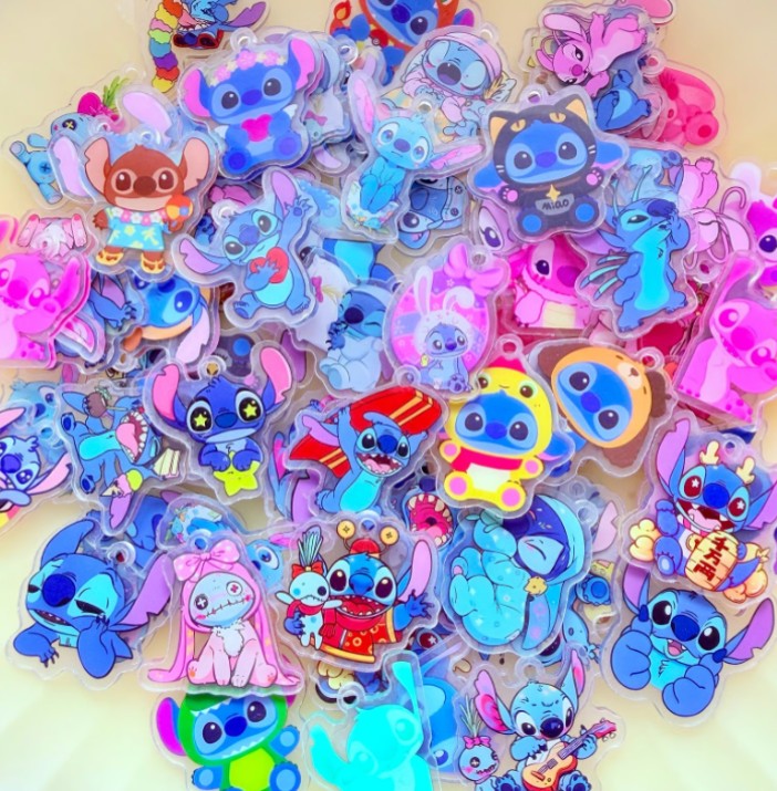 25pc 4cm random Stitch double sided acrylic charm